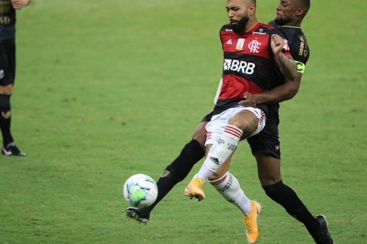 Em casa, Cear&aacute; vence Flamengo pelo Brasileir&atilde;o