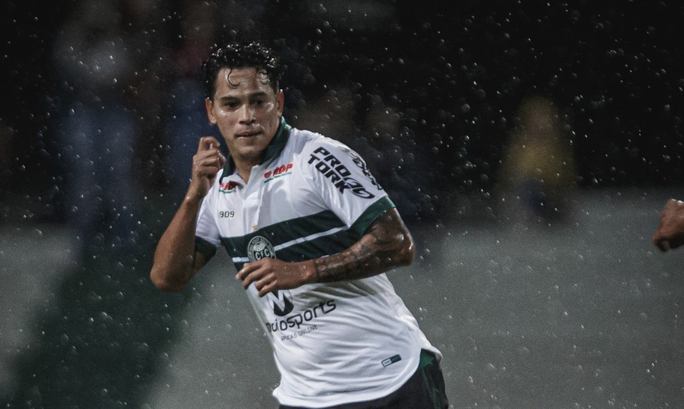 Parab&eacute;ns, Giovanni Augusto! O jogador completa 31 anos