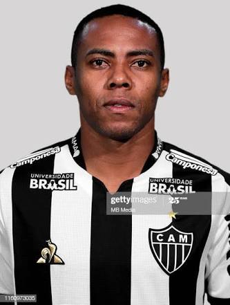 Elias pode ser o novo refor&ccedil;o do Santos