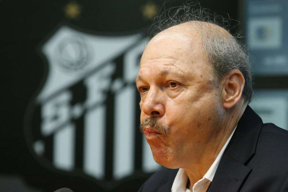 Jos&eacute; Carlos Peres &eacute; afastado da presid&ecirc;ncia do Santos