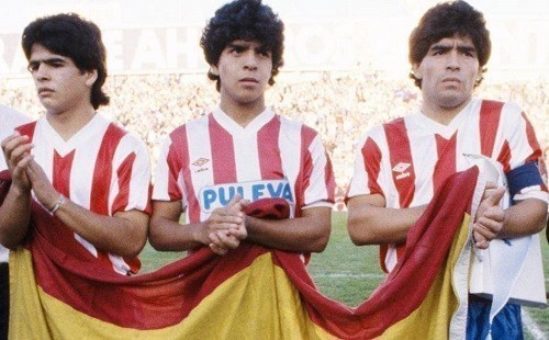 Maradona nunca jogou a Libertadores, mas seus irmãos sim