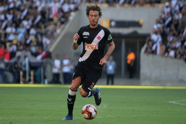 Justi&ccedil;a bate o martelo e Rafael Galhardo consegue rescis&atilde;o com Vasco