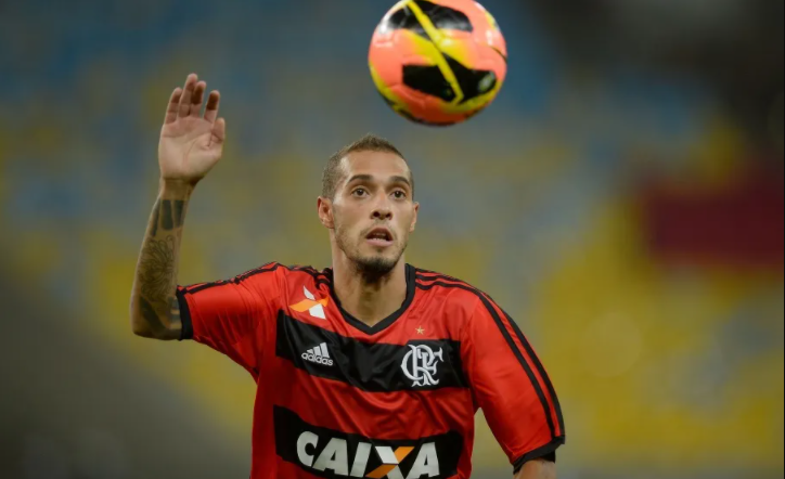 Paulinho, ex-Flamengo e Santos, &eacute; anunciado pelo Rio Branco-ES