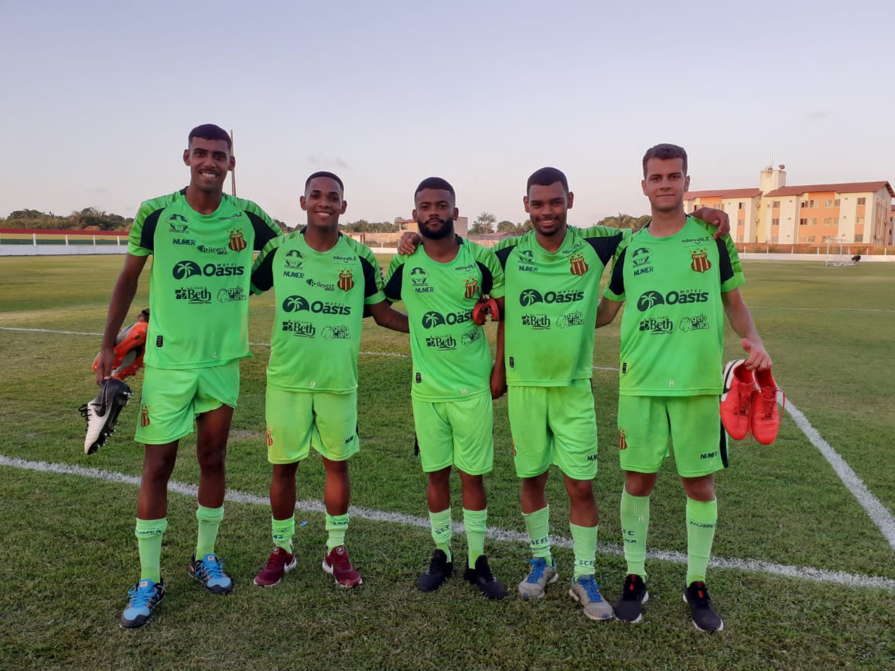 Sampaio Corr&ecirc;a refor&ccedil;a seu time de Aspirantes