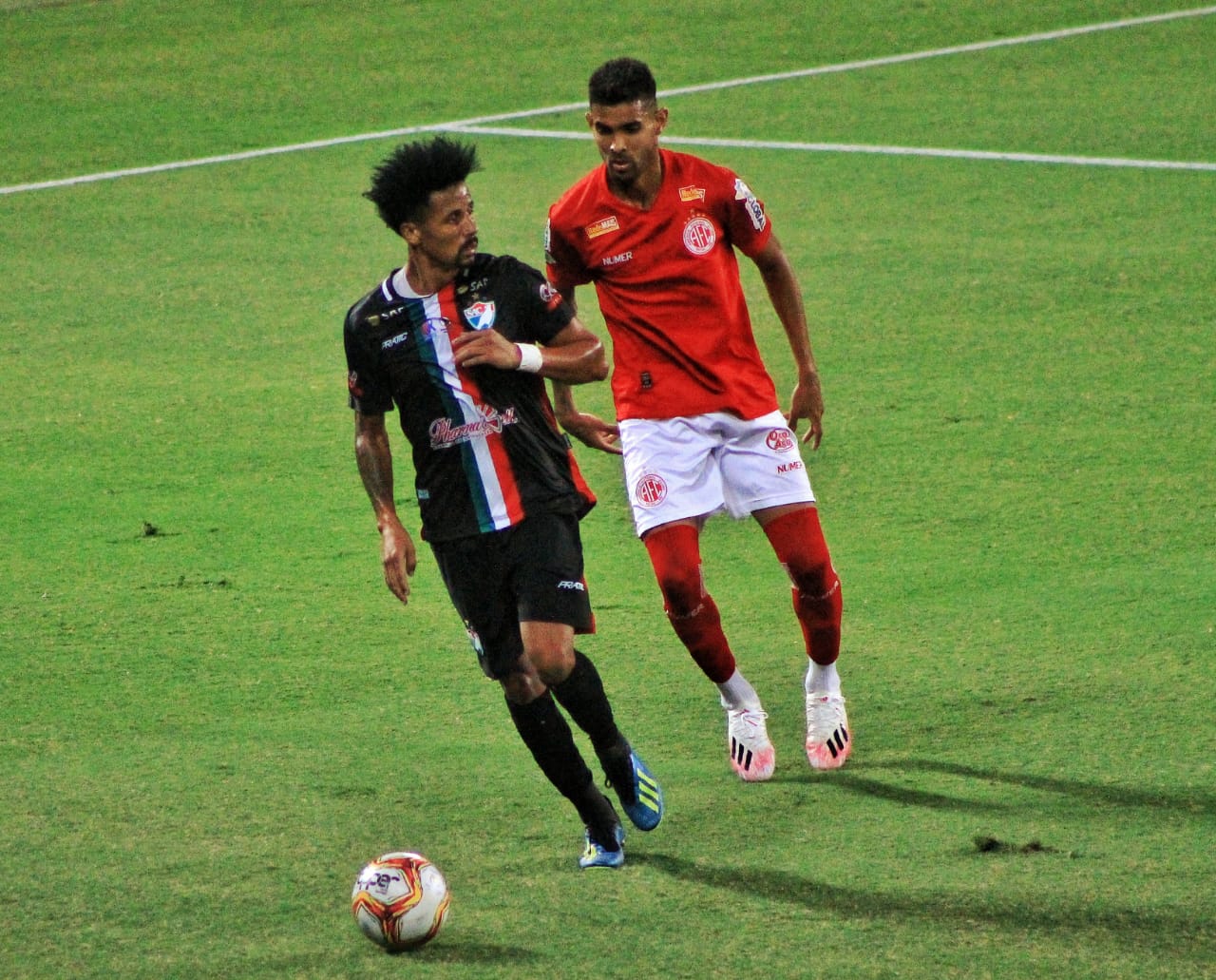 Salgueiro contrata Rodrigo Ramalho