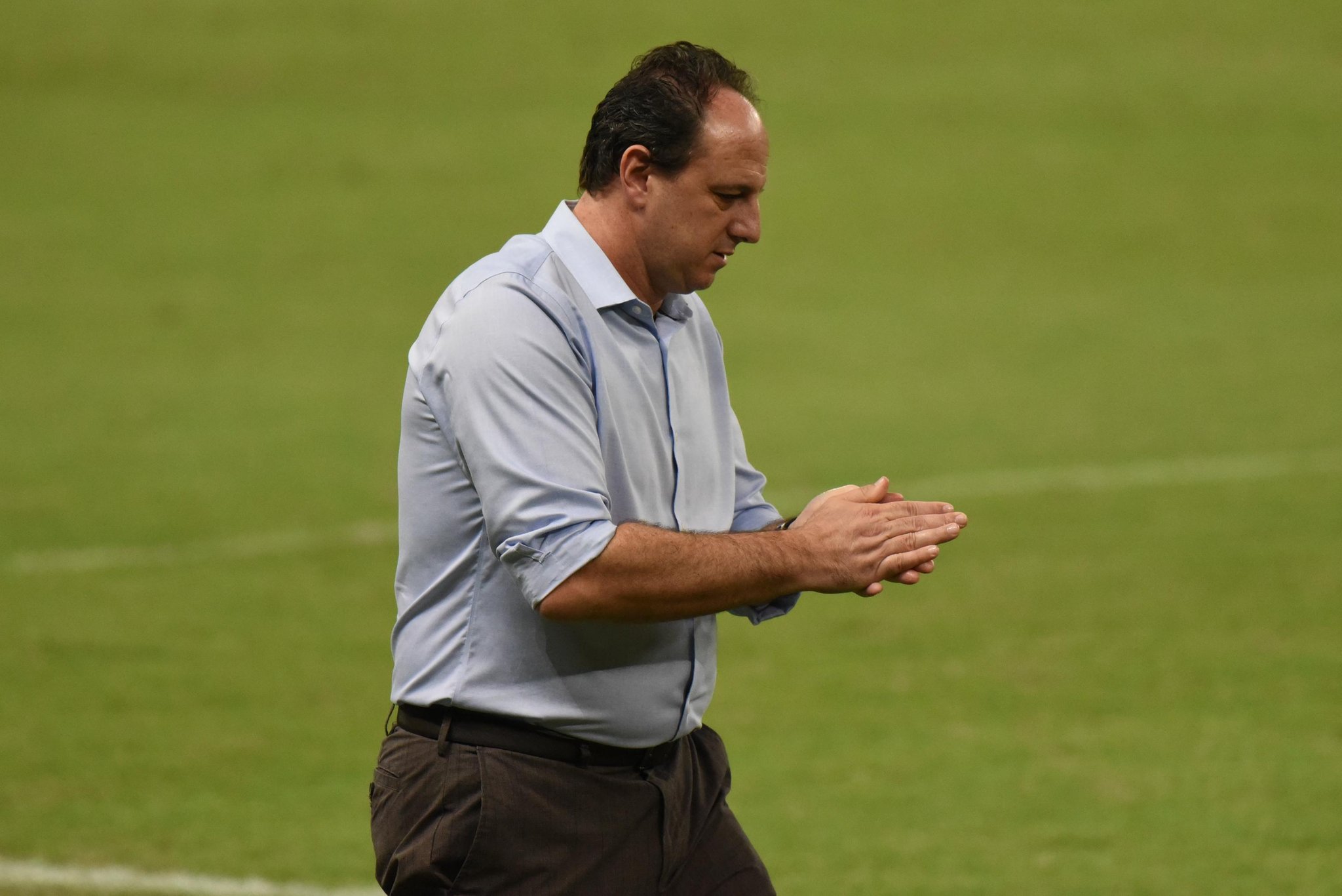 Ceni se torna 2&ordm; treinador com mais jogos pelo Fortaleza