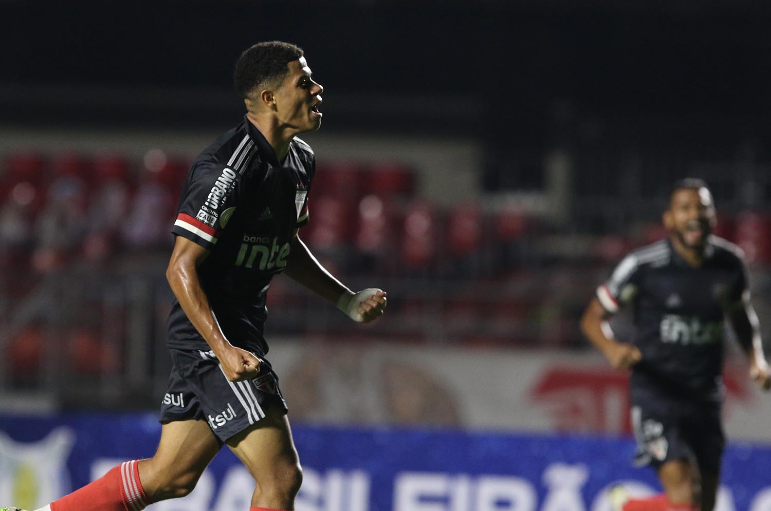 Gabriel Sara: pai de jogador conta como motivou filho em momento difícil no São Paulo