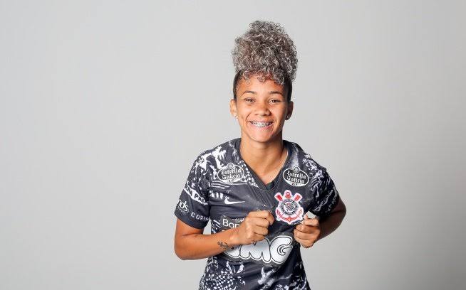 Ingryd Lima, a talism&atilde; do Tim&atilde;o Feminino