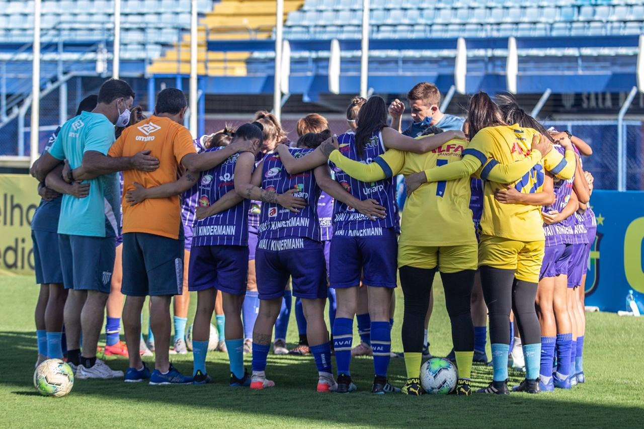 FNV analisa os duelos entre Ava&iacute;/Kindermann x Internacional