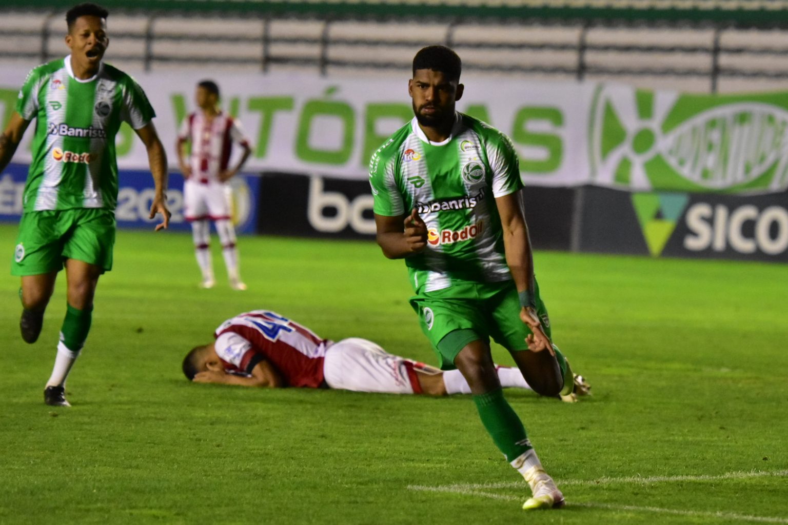 Juventude vence e afunda Náutico na zona de rebaixamento da Série B