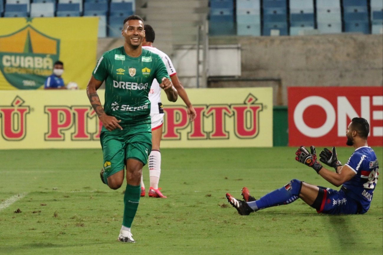 Cuiabá decide no 2º tempo e está no G4 do Brasileiro da Série B 2020