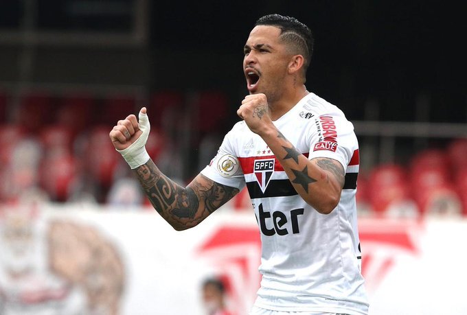 S&atilde;o Paulo vence Sport e se isola ainda mais na lideran&ccedil;a do Brasileir&atilde;o