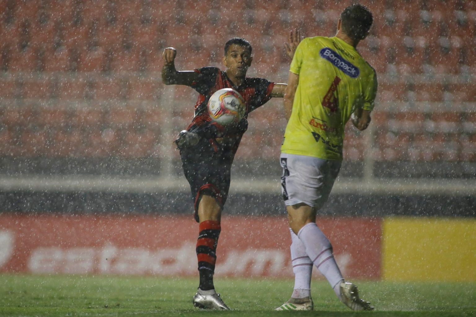 Ituano e Brusque empatam pela S&eacute;rie C