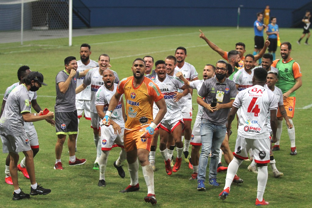 Fast Clube vence no tempo normal e nos p&ecirc;naltis e avan&ccedil;a na S&eacute;rie D