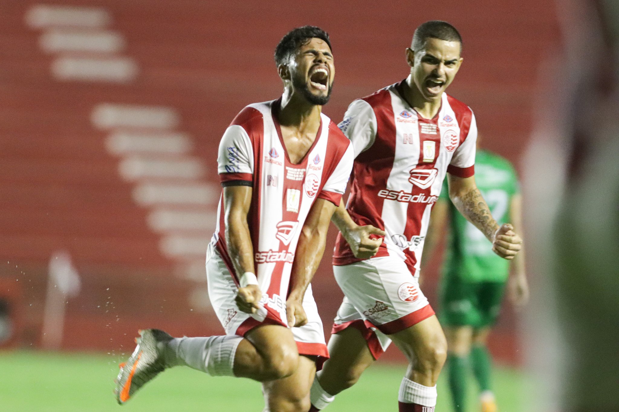 N&aacute;utico vence o Guarani e segue na luta para deixar o Z4