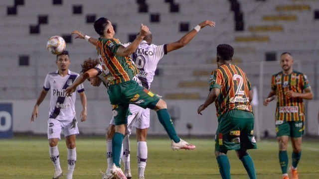 Ponte Preta e Sampaio Corr&ecirc;a ficam no empate