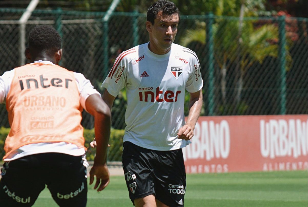 Pablo deve ser titular contra Atlético-MG; veja provável escalação do São Paulo