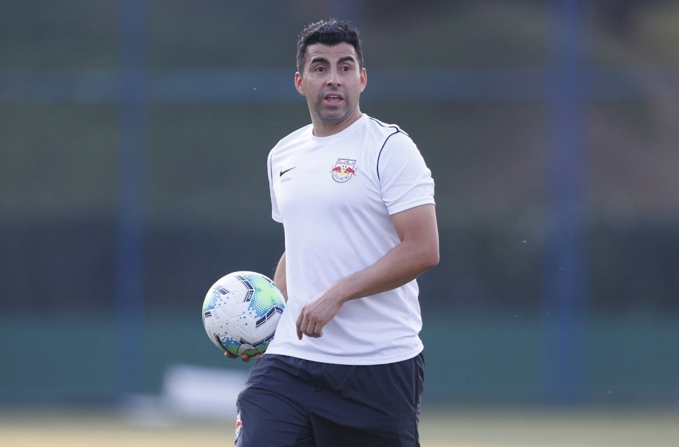 Relembre a carreira de Maldonado, comandante do Bragantino contra Palmeiras