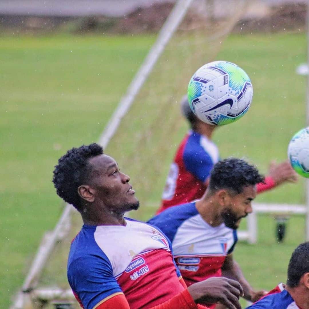 Fortaleza est&aacute; preparado para o duelo diante do Santos; veja prov&aacute;veis