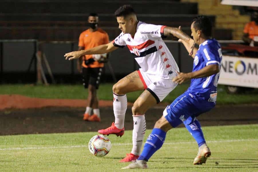 O sonho ainda está vivo! CSA vence Botafogo-SP e volta ao G4