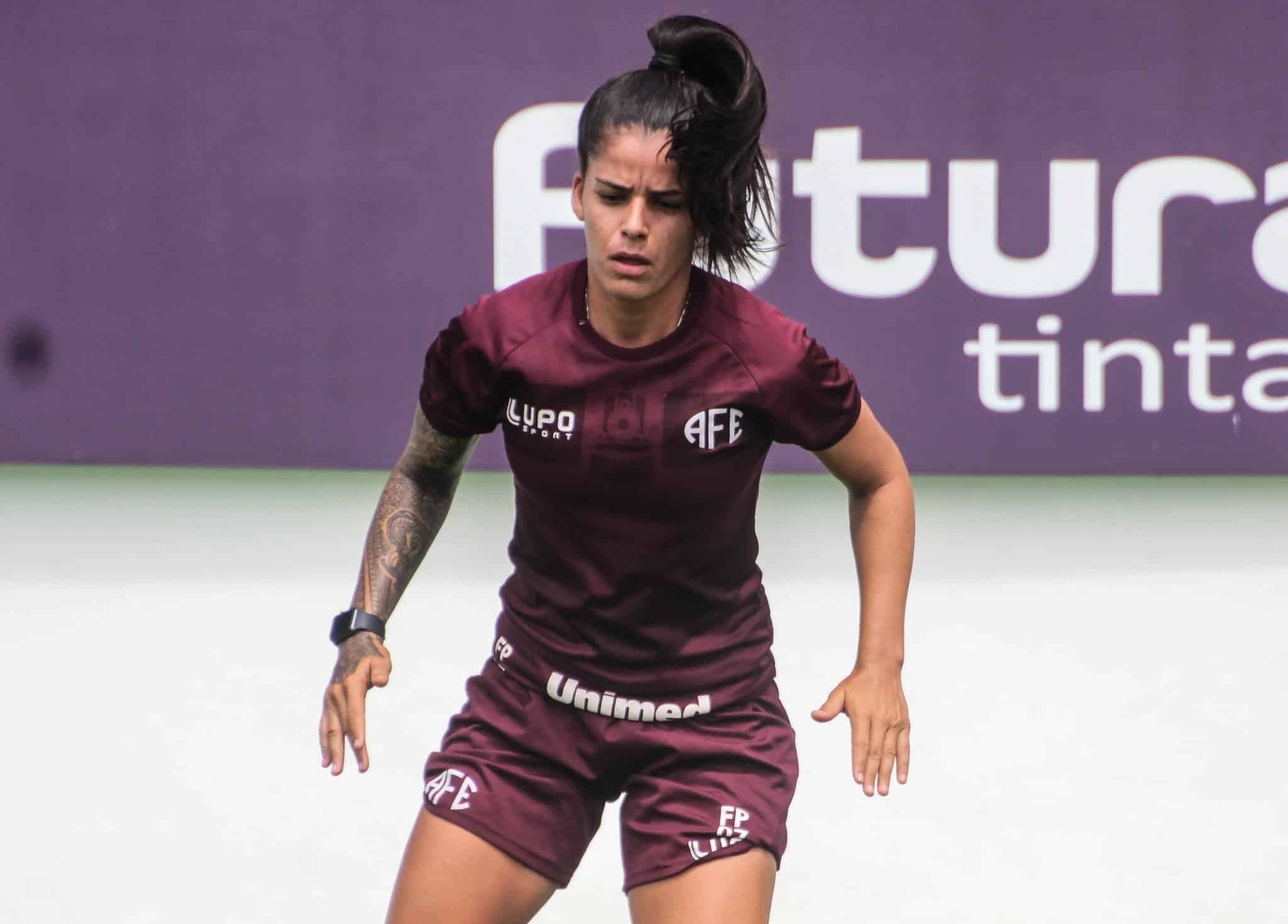 Atacante destaque segue por mais um ano na Ferrovi&aacute;ria