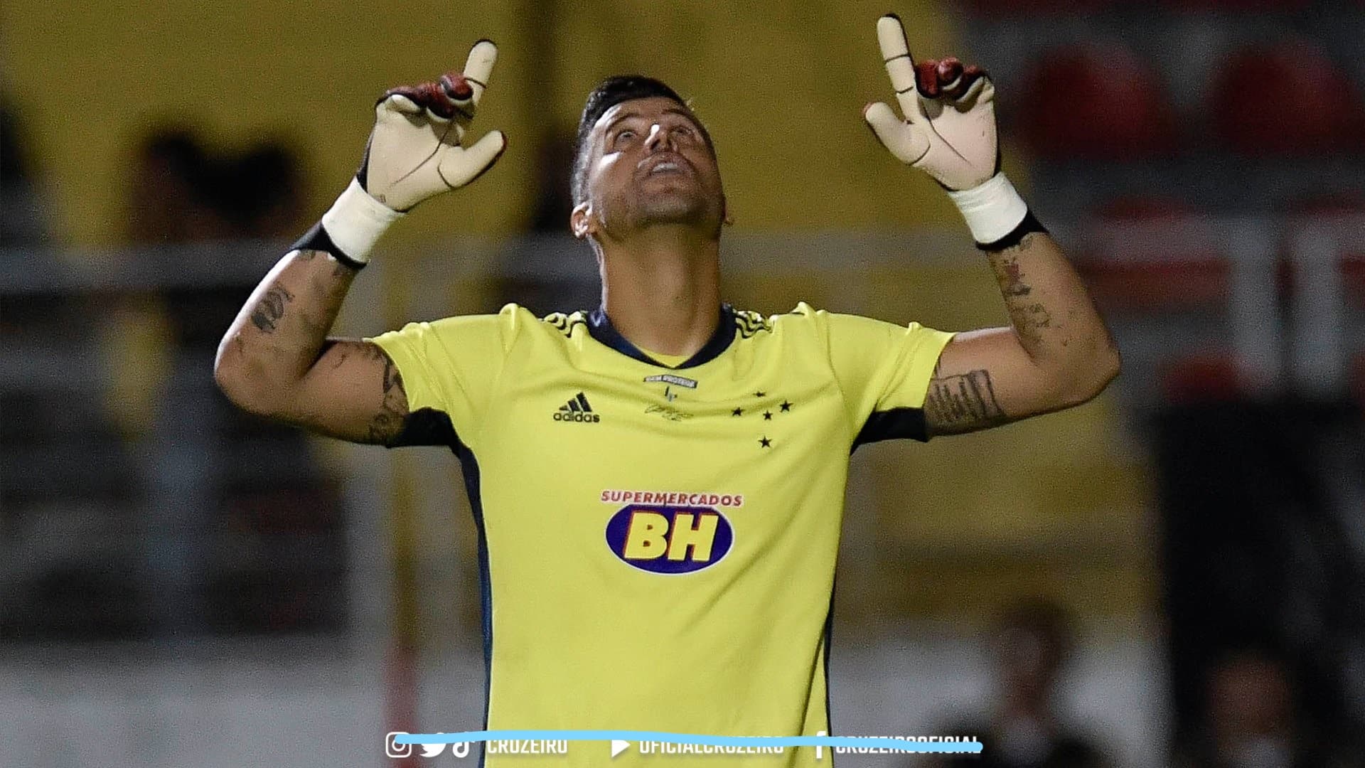 Cruzeiro vence Sampaio Corrêa e fica perto de se garantir para próxima temporada