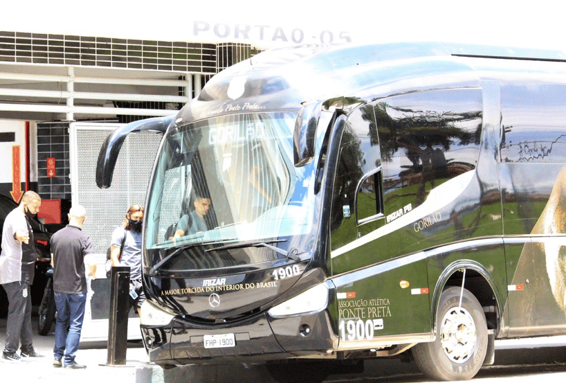 Ponte Preta treina e viaja à Chapecó para duelo decisivo