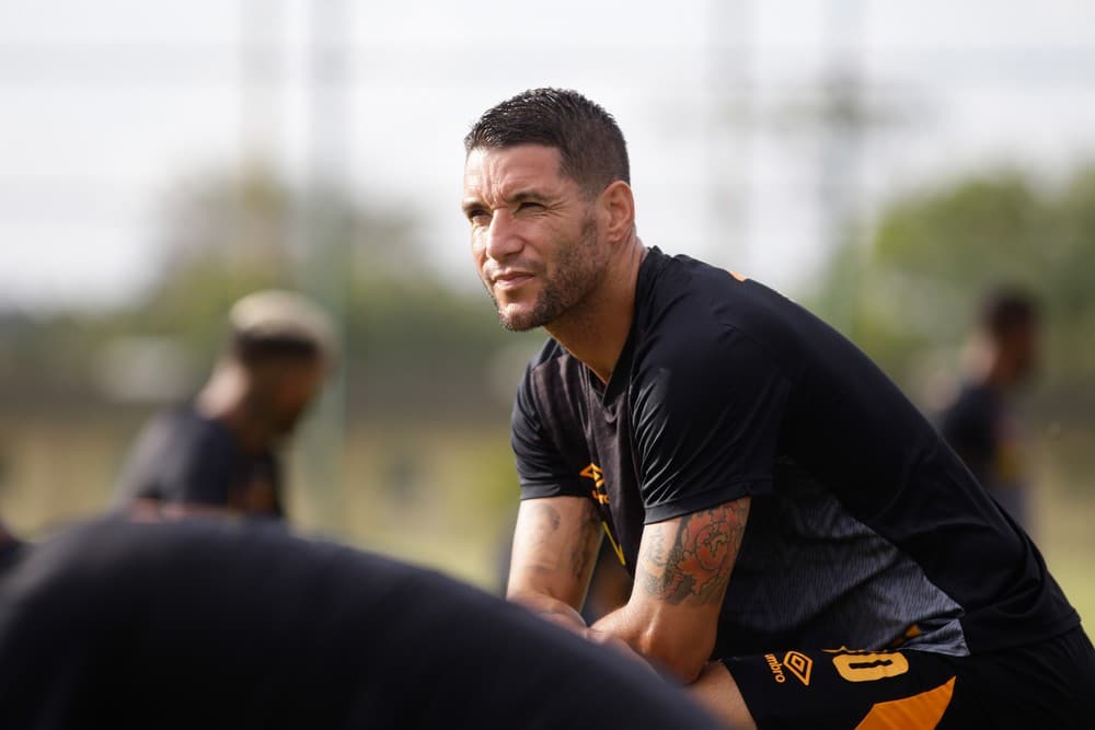 Jogadores do Sport mobilizam doação de 125 cilindros de oxigênio para Manaus