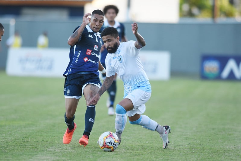 Douglas Santos, do Londrina, fala sobre primeiro acesso