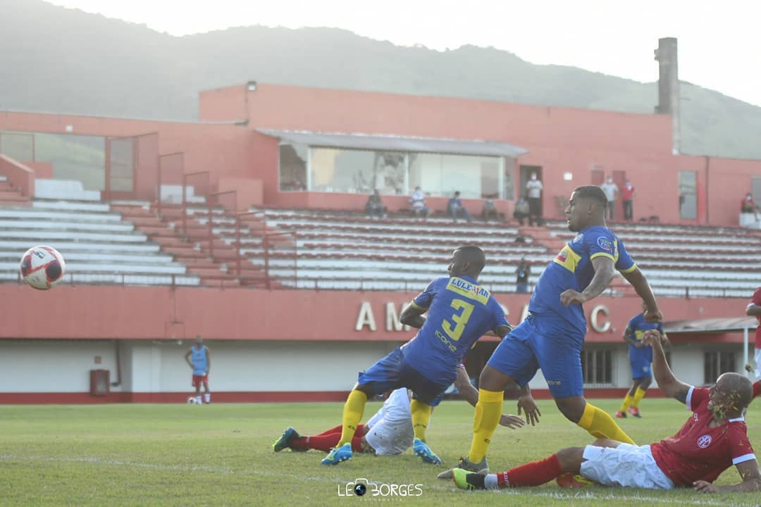 América e Sampaio Corrêa empatam em estreia na fase preliminar do Carioca 2021