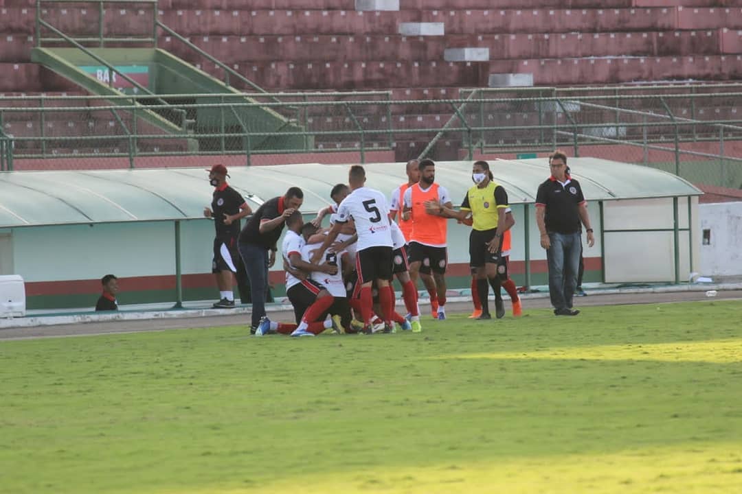 Fluminense de Feira x Atl&eacute;tico-BA como aconteceu &ndash; pontua&ccedil;&atilde;o, destaques e rea&ccedil;&atilde;o