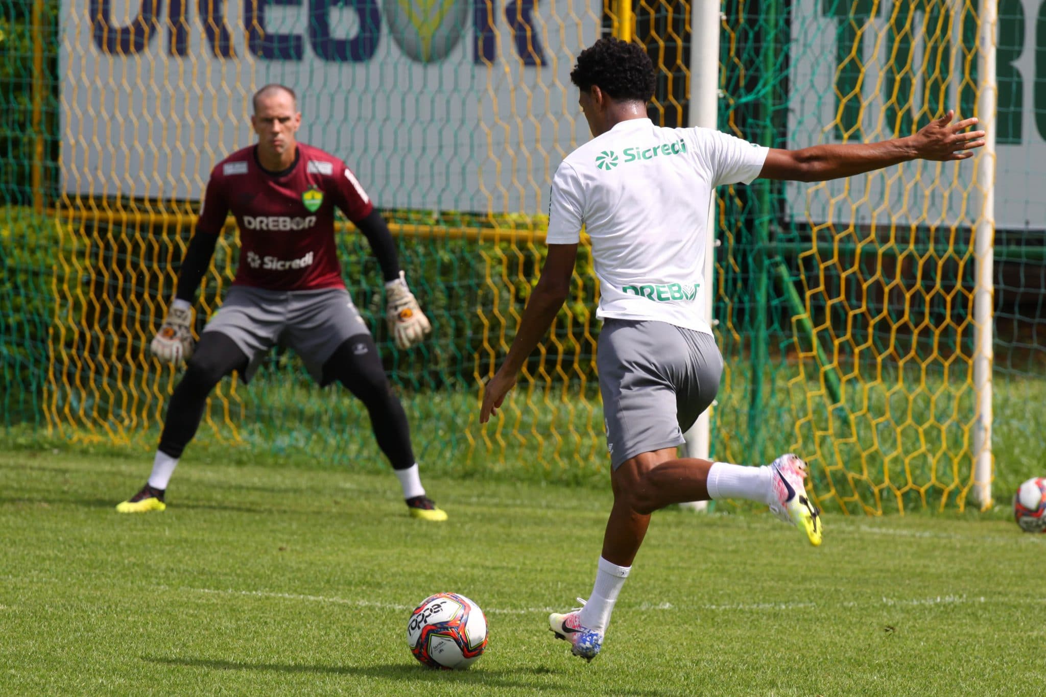 Cuiab&aacute; estreia no Campeonato Mato-Grossense diante do Pocon&eacute;