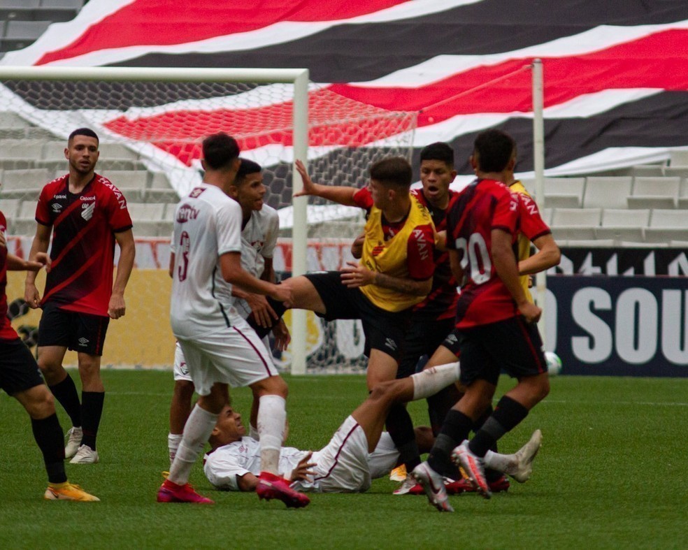 Desfecho da briga do Sub-17 est&aacute; pr&oacute;ximo