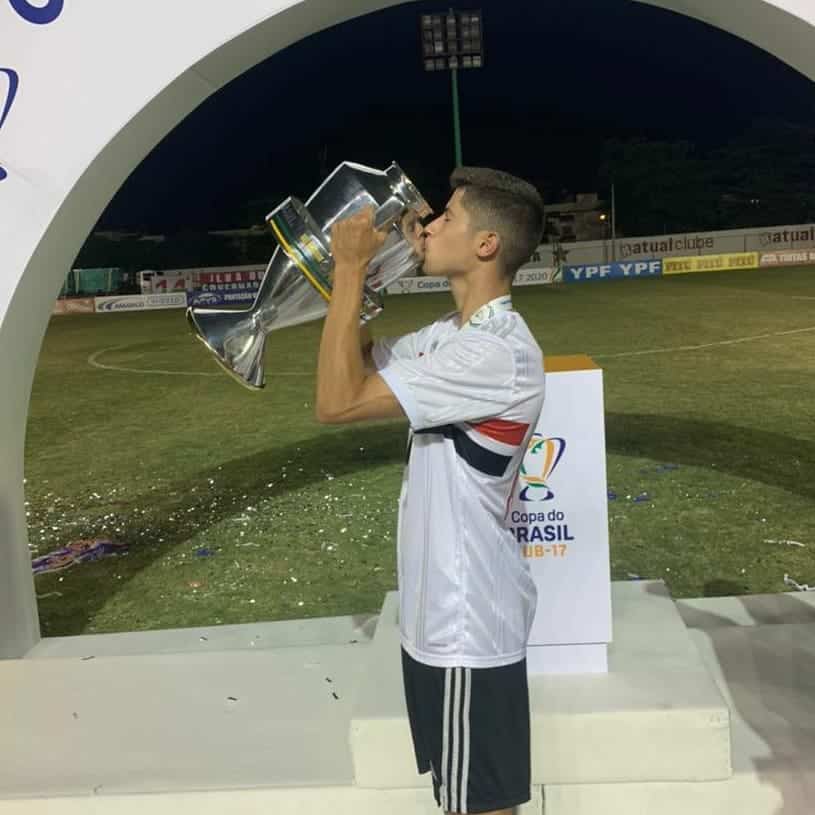 Mateus Amaral, meia do S&atilde;o Paulo, &eacute; convocado para Sele&ccedil;&atilde;o Brasileira Sub-17