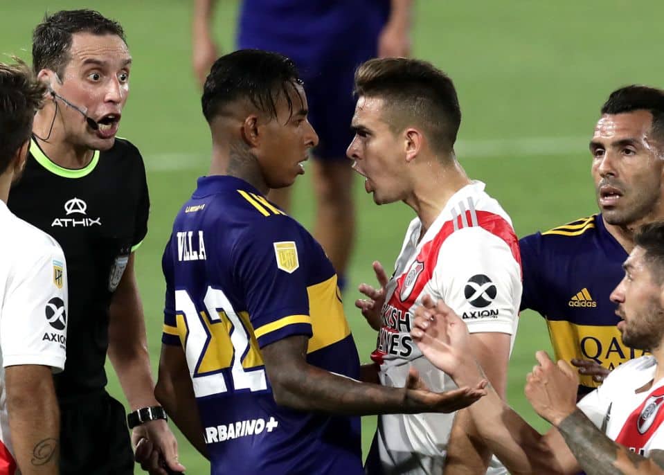 Borr&eacute; e o ass&eacute;dio dos clubes brasileiros