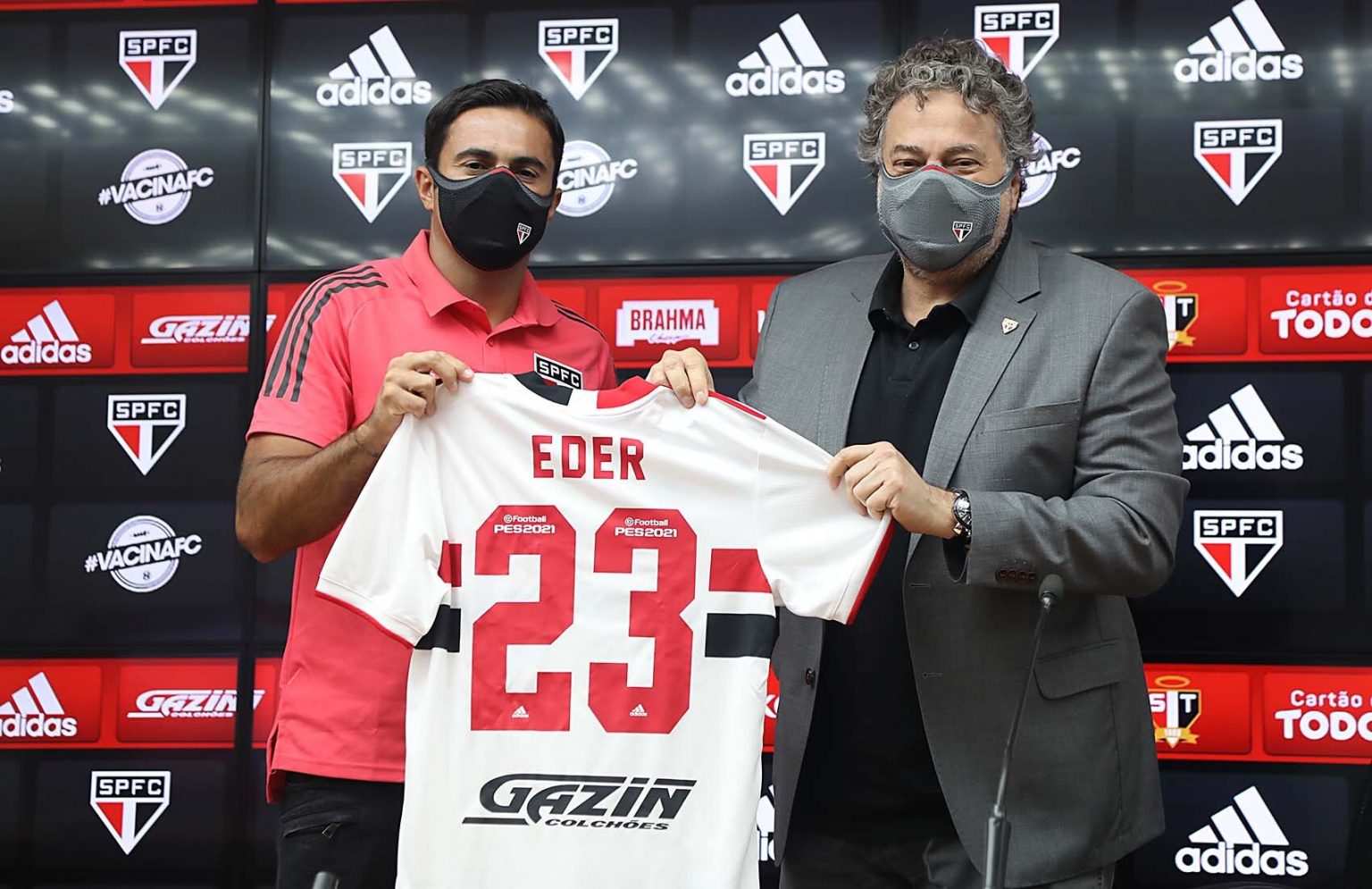 Eder comenta idade e parceria com Miranda