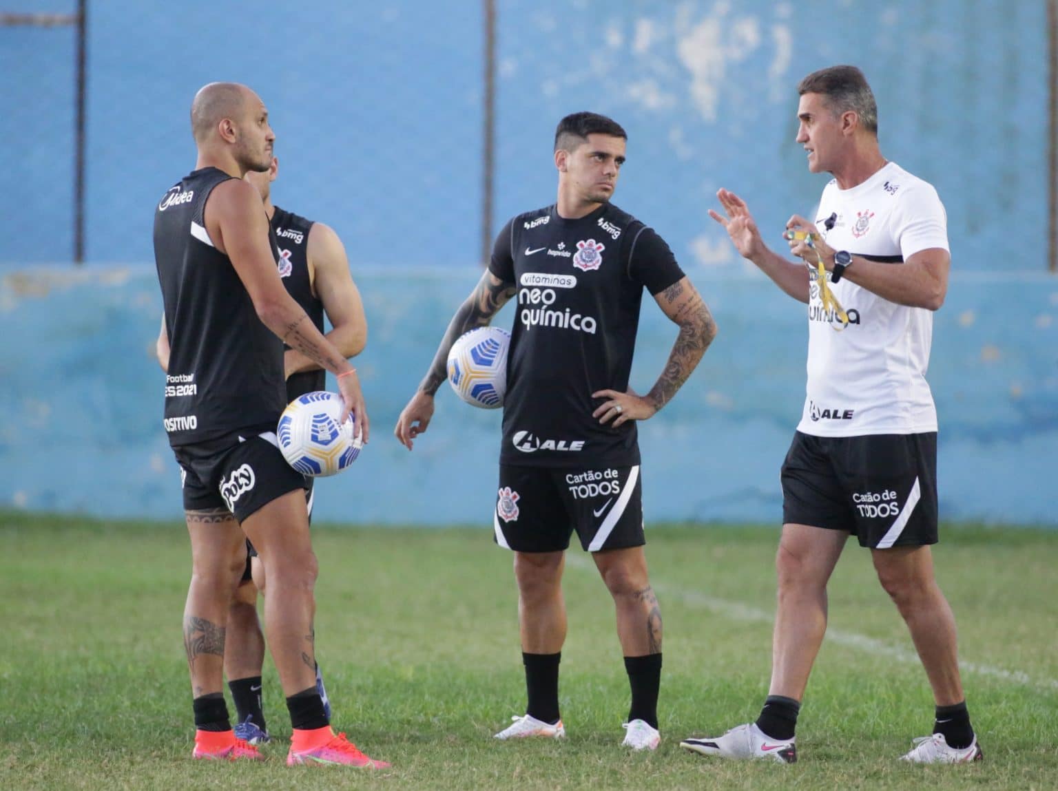Corinthians tem mudan&ccedil;a de atacante; gramado e ilumina&ccedil;&atilde;o inquietam na Copa do Brasil
