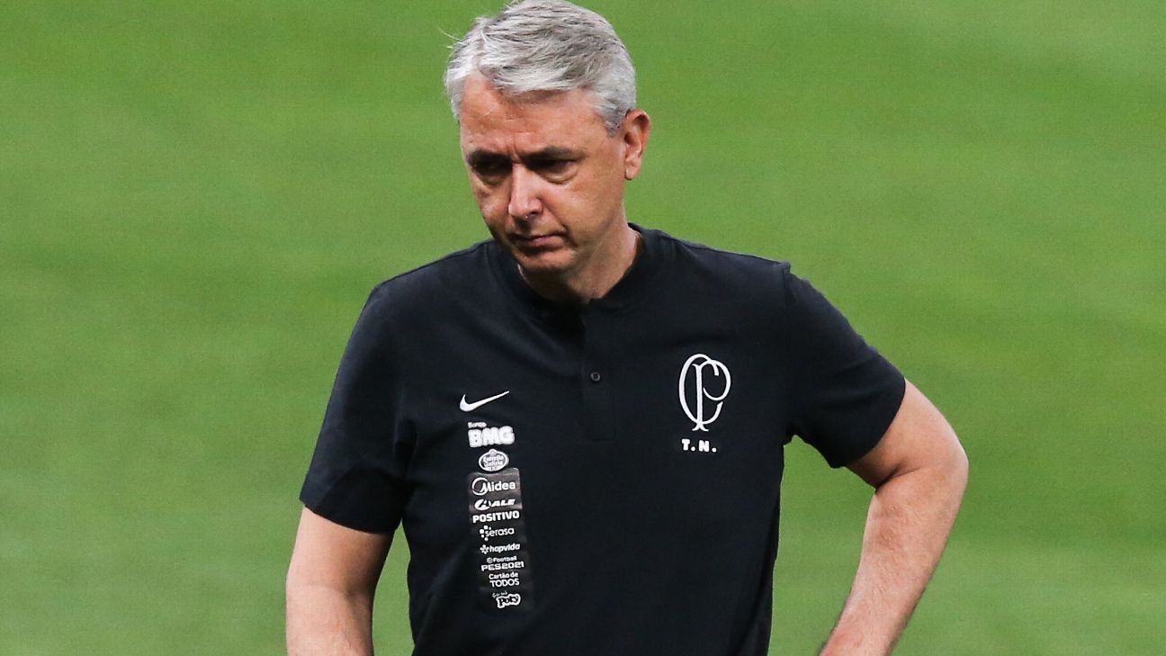 Tiago Nunes critica diretoria do Santos em negocia&ccedil;&atilde;o