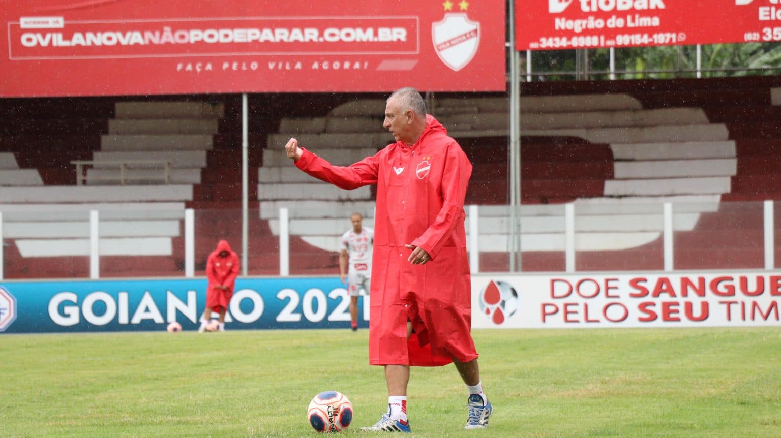 Vila Nova demite t&eacute;cnico M&aacute;rcio Fernandes
