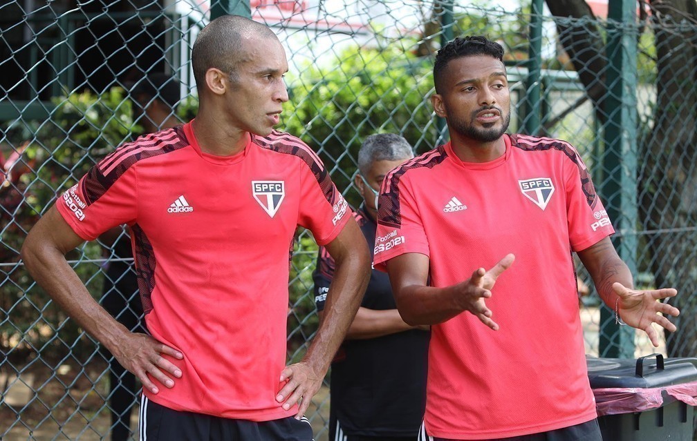 Miranda e Orejuela podem estrear no São Paulo