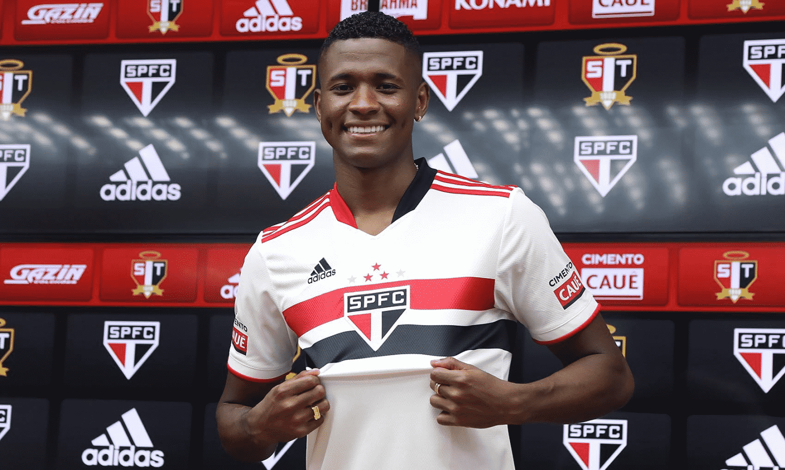 Orejuela sobre chegada: “Me acolheram muito bem”