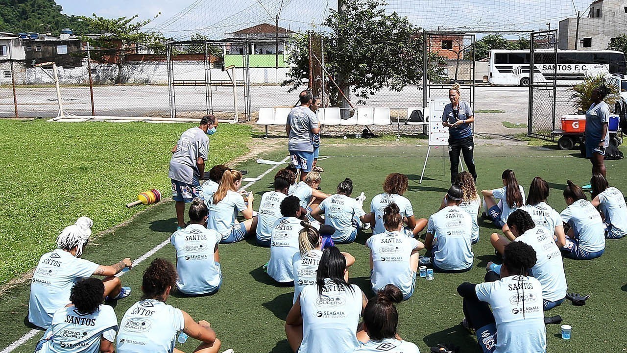 Sereias: treinos suspensos, les&atilde;o da capit&atilde; e convoca&ccedil;&otilde;es para sele&ccedil;&atilde;o Sub-20