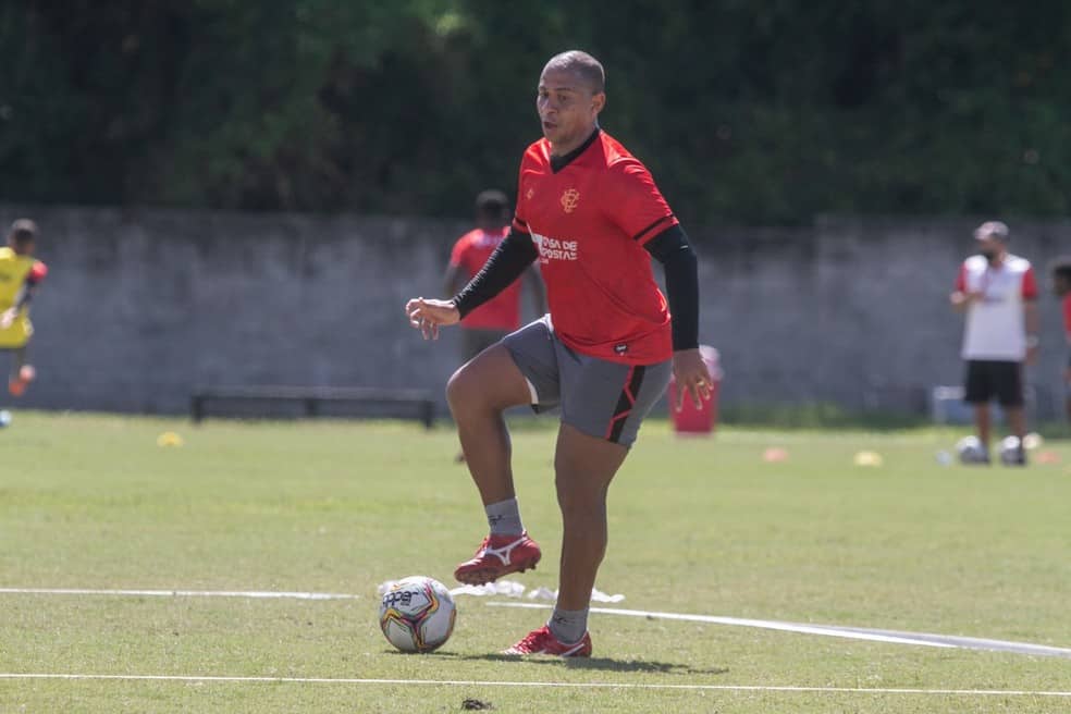 Animado, Walter diz estar apto para enfrentar o Bahia