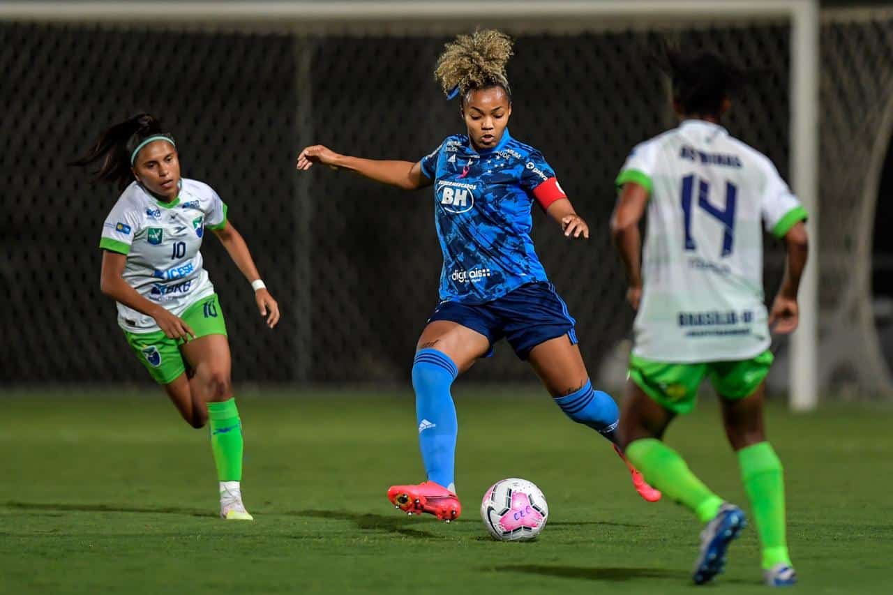 Referências no Cruzeiro, Jajá e Eskerdinha vão para o terceiro ano no clube