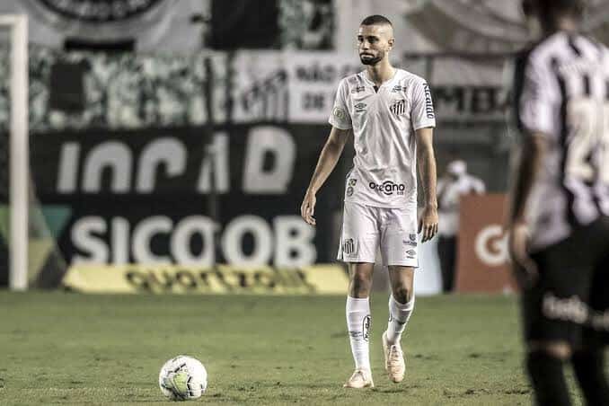 Wagner Leonardo está próximo de acertar com o Náutico