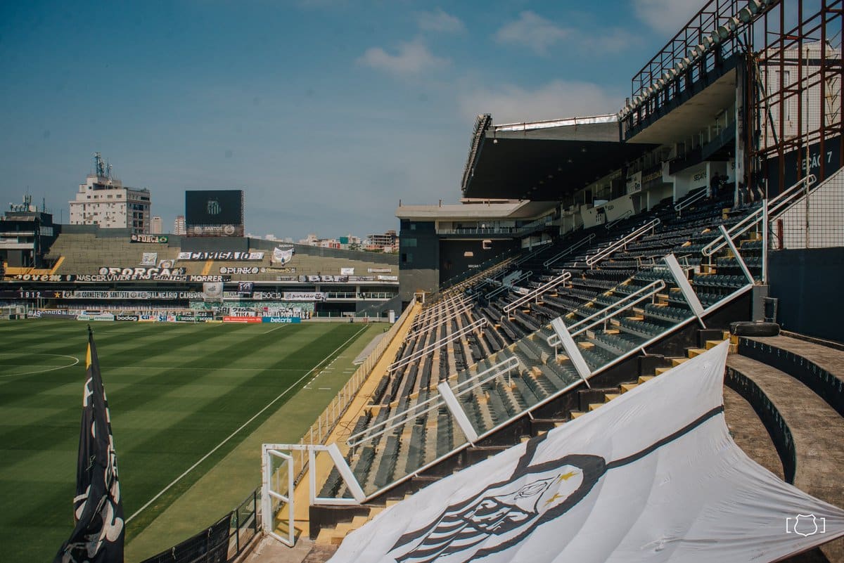 Santos acaba com isenção de ingressos para conselheiros