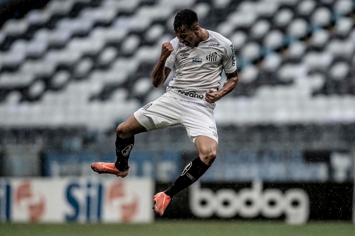 Santos recebe proposta milion&aacute;ria da Lazio por Kaio Jorge