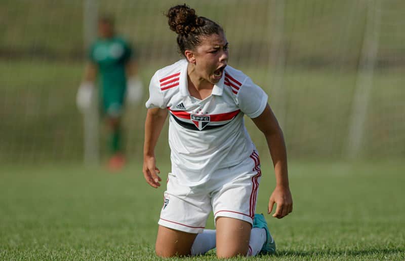 S&atilde;o Paulo promove atletas da base para o time principal