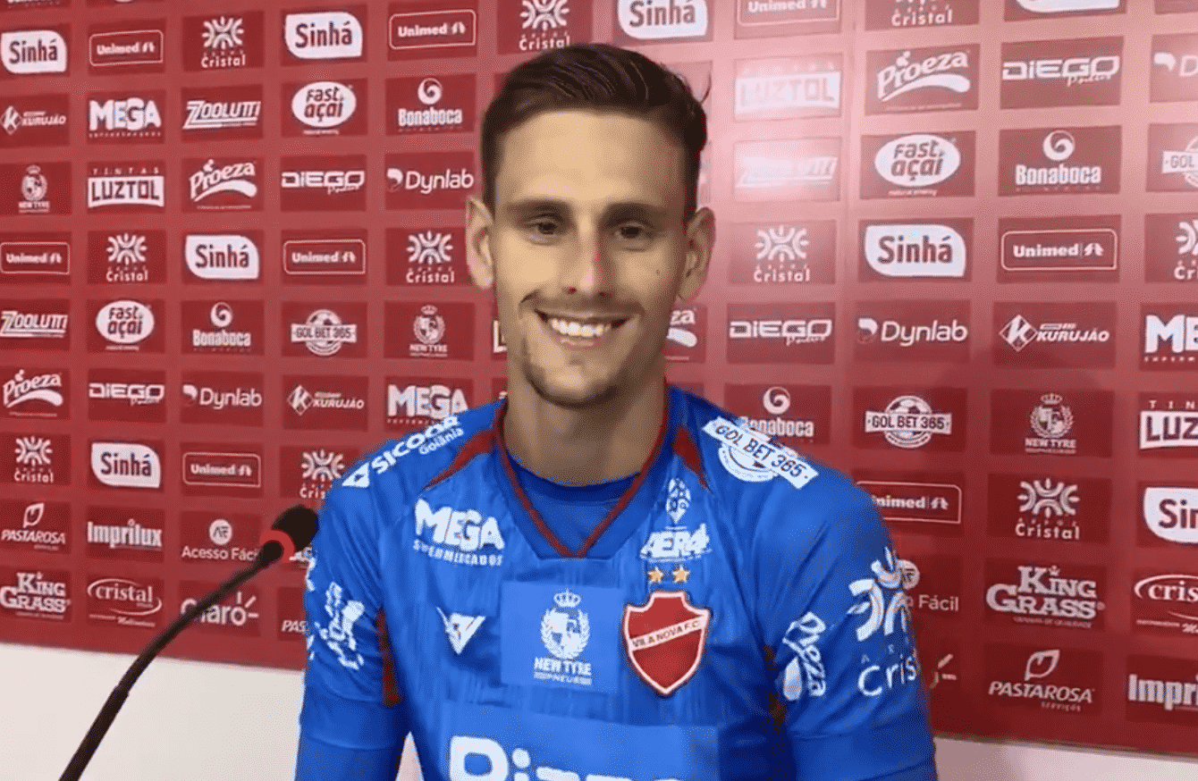 Goleiro do Vila Nova fala sobre defesa decisiva: “sempre me impus na hora dos pênaltis”