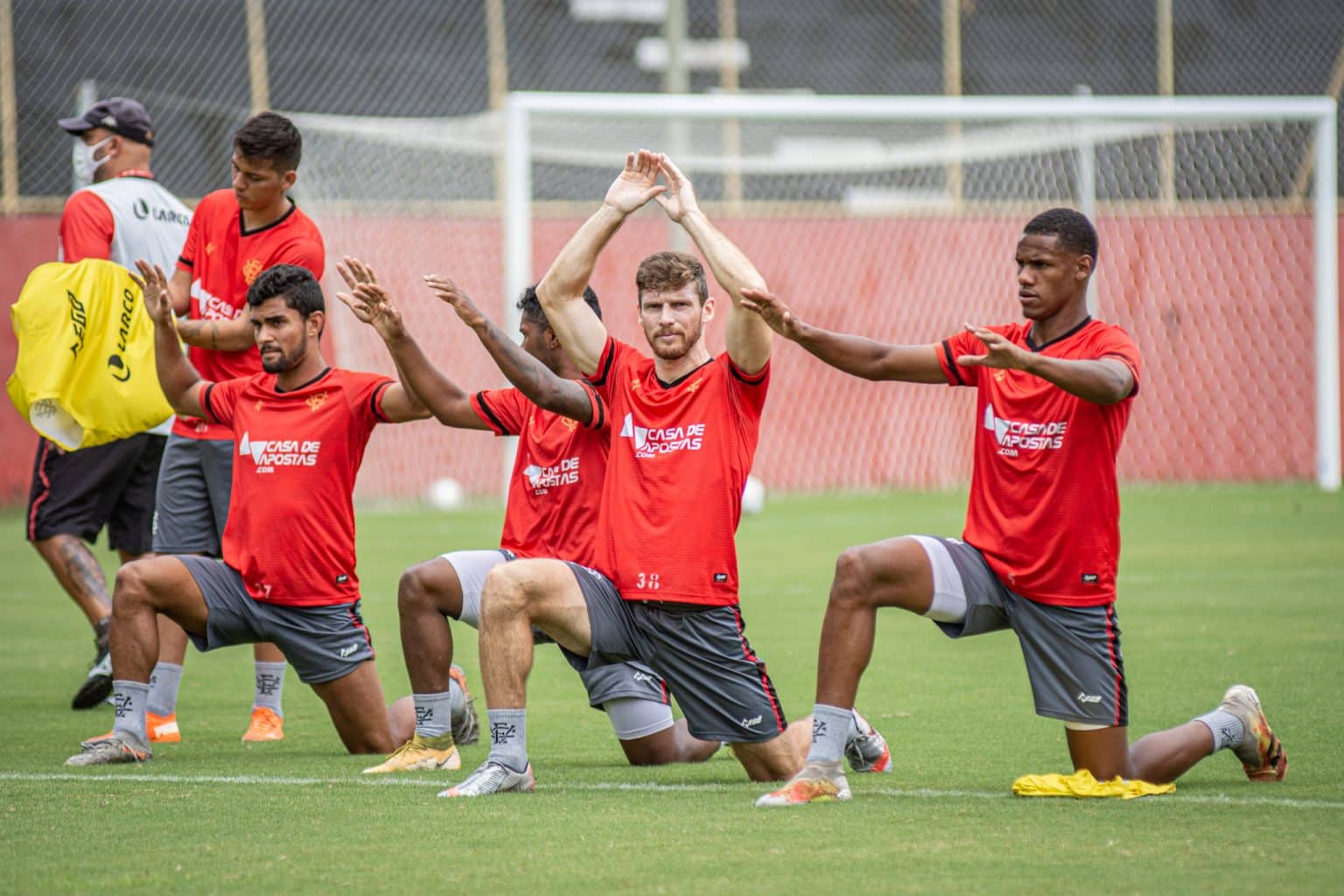 “Temos condições para isso”, diz Raul Prata sobre o Vitória voltar a conquistar o Nordestão